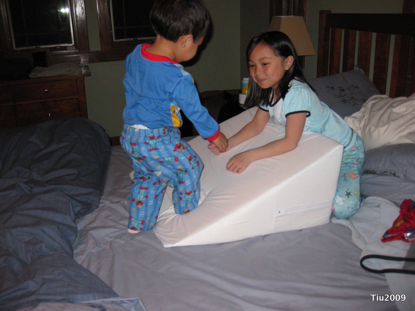 Testing out the wedge pillow Testing out the wedge pillow